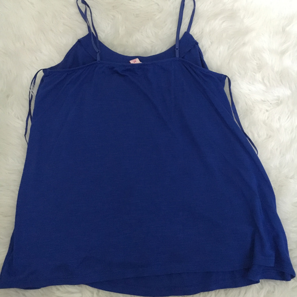 Blue Top - Picture 6 of 6